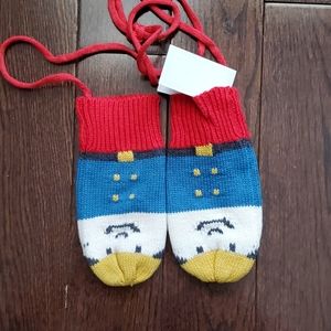 Cath kids knit mittens for kids